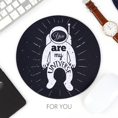 创意独家宇航员黑色圆形布面苹果联想索尼三星surface防滑鼠标垫
