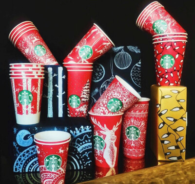 星巴克圣诞红杯季 圣诞节限定系列十款插画杯「Starbucks Red Holiday Cups」