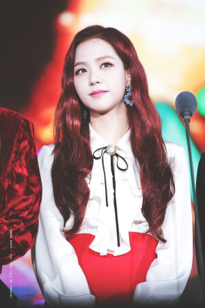 blackpink JISOO 