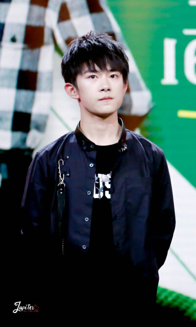 #易烊千玺 #TFBOYS 1108王源十六岁生日会 高清 帅气