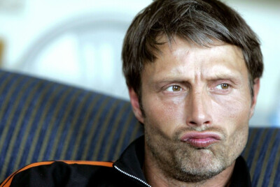 Mads Mikkelson
拔叔
大叔又卖萌了