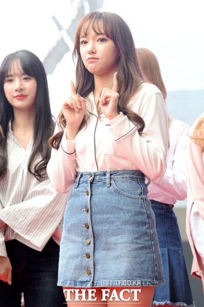 宇宙少女 [ 程潇 ]°Cheng Xiao ♪ 禁二传二改抱图点赞