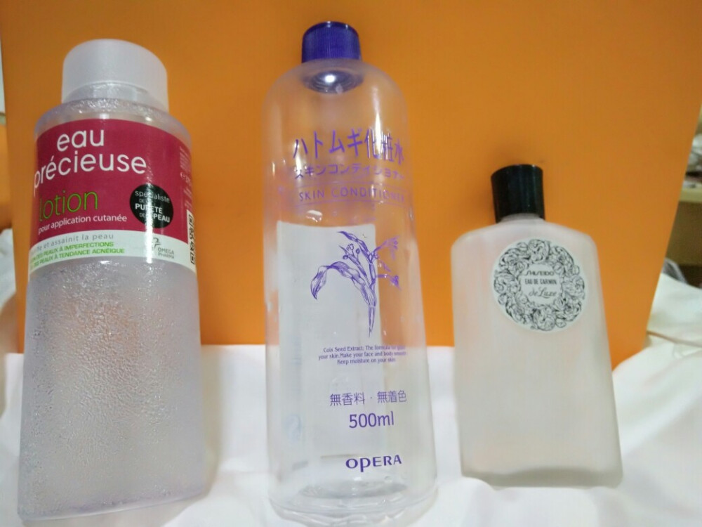 水杨酸珍贵水378ML
娥佩兰薏仁水500ML
资生堂美艳容露150ML