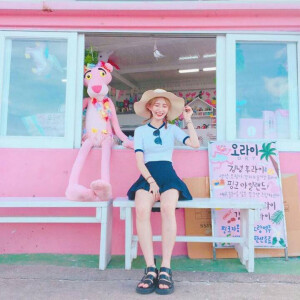 女头像 by：朵莉✔️