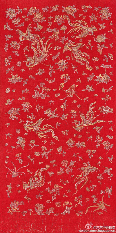 清乾隆 御製紅地鳳凰穿花描金絹
L:160cm; W:80cm