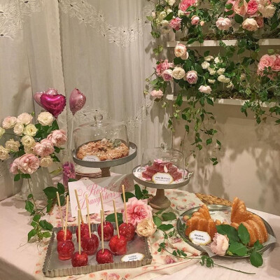  萝莉静i 存图别忘了随手赞~关注我看更多精品美图~可爱 少女 草莓 原宿 清新 文艺韩风 简单 日本 ins 模特 少女心 