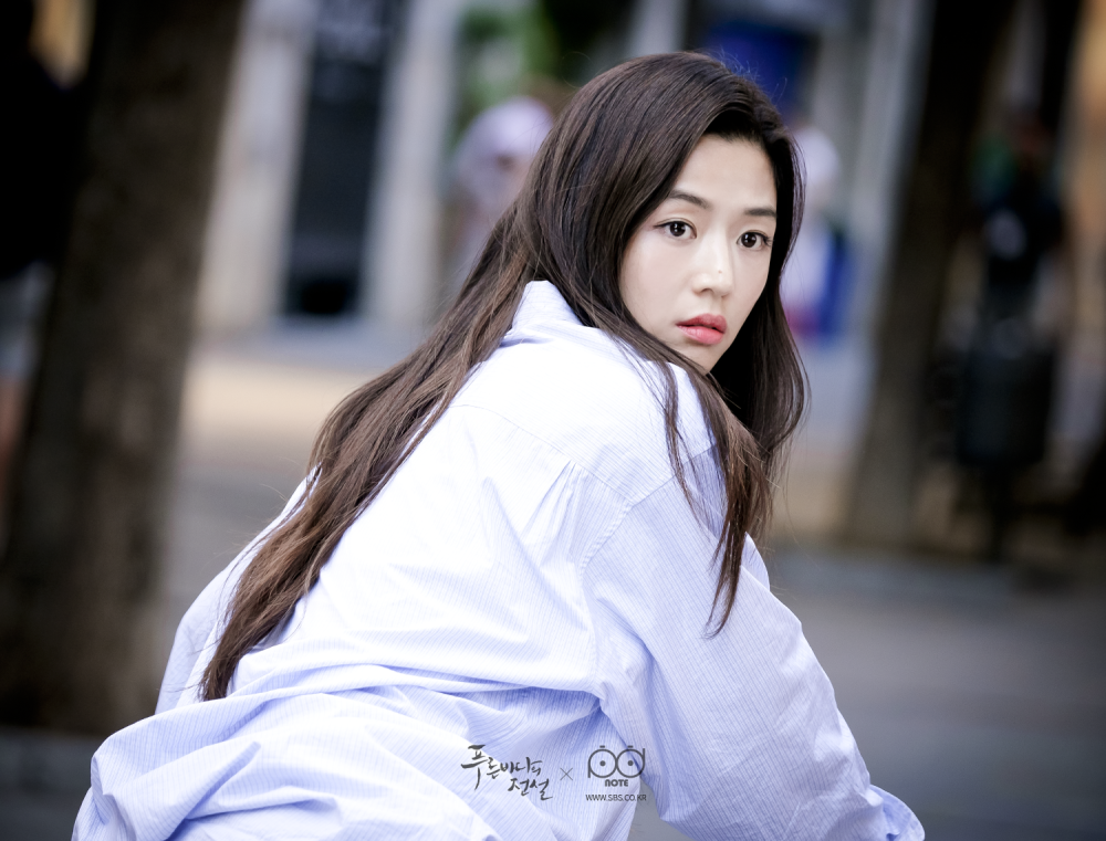 #蓝色大海的传说# 全智贤 高清剧照