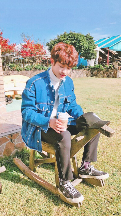 壁纸背景素材 by：朵莉✔️