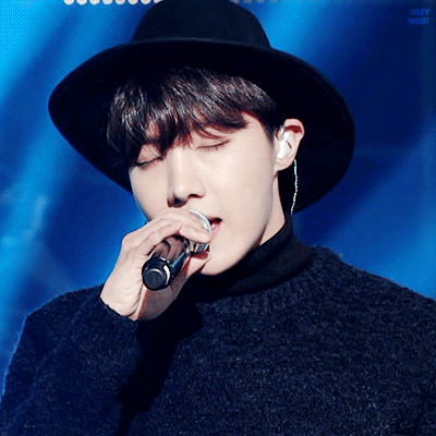 郑号锡 J-hope
防弹少年团 bts bangtanboys
金南俊 金硕珍 闵玧其 郑号锡 朴智旻 金泰亨 田柾国