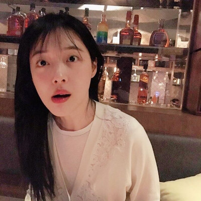 韩国女爱豆头像 崔雪莉Sulli