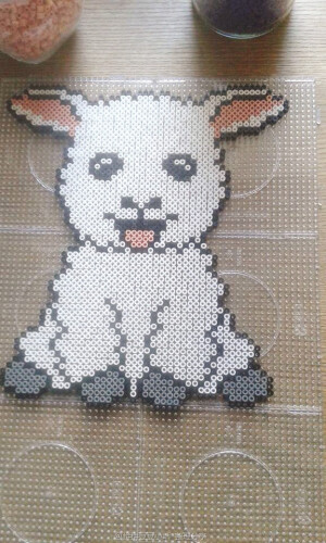 拼拼豆豆 作品 动物-农场动物   
奶牛  绵羊 兔子 猪 鹅 鸭子 鸡 老鼠
拼豆小站 专注分享 - 拼豆图纸 拼豆材料包 拼豆成品