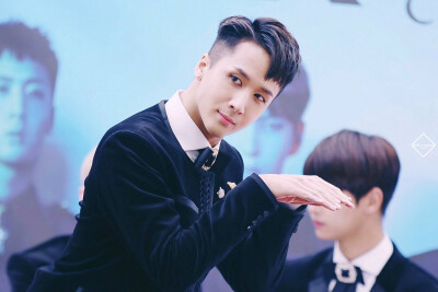 VIXX ravi