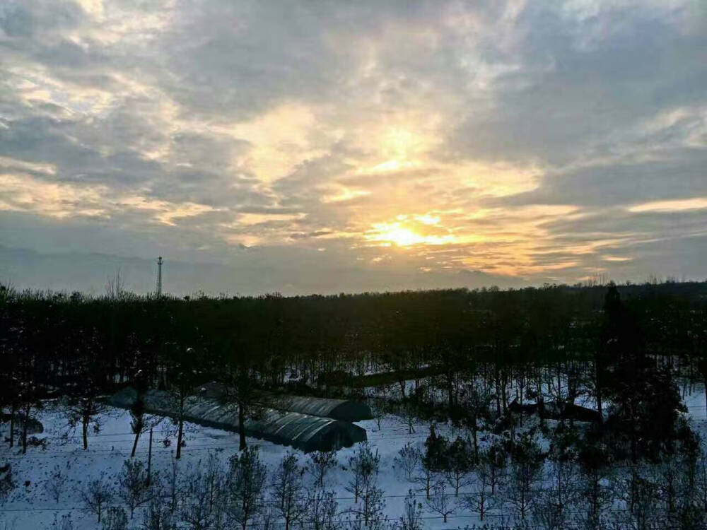 偏僻的小山村