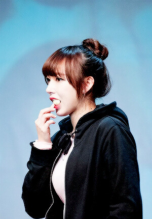 宇宙少女 [ 程潇 ]°Cheng Xiao ♪ 禁二传二改抱图点赞