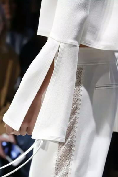 Date: Wednesday, January 27, 16. Notes: I think this detail (trim) can make any dress/blouse look very classy and sophisticated.