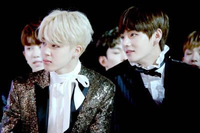 95line vmin
防弹少年团 bts bangtanboys
金南俊 金硕珍 闵玧其 郑号锡 朴智旻 金泰亨 田柾国