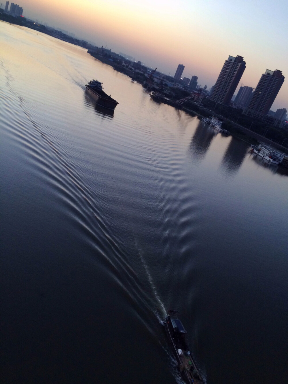 佛山新城 东平河道