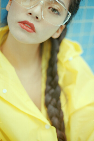 【raincoat】 摄影师：@木木Ophelia