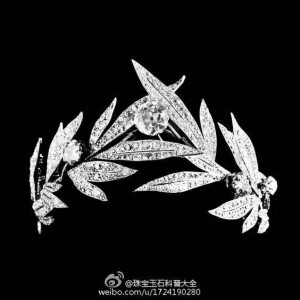 chaumet（尚美巴黎）的tiara还是很好看滴~