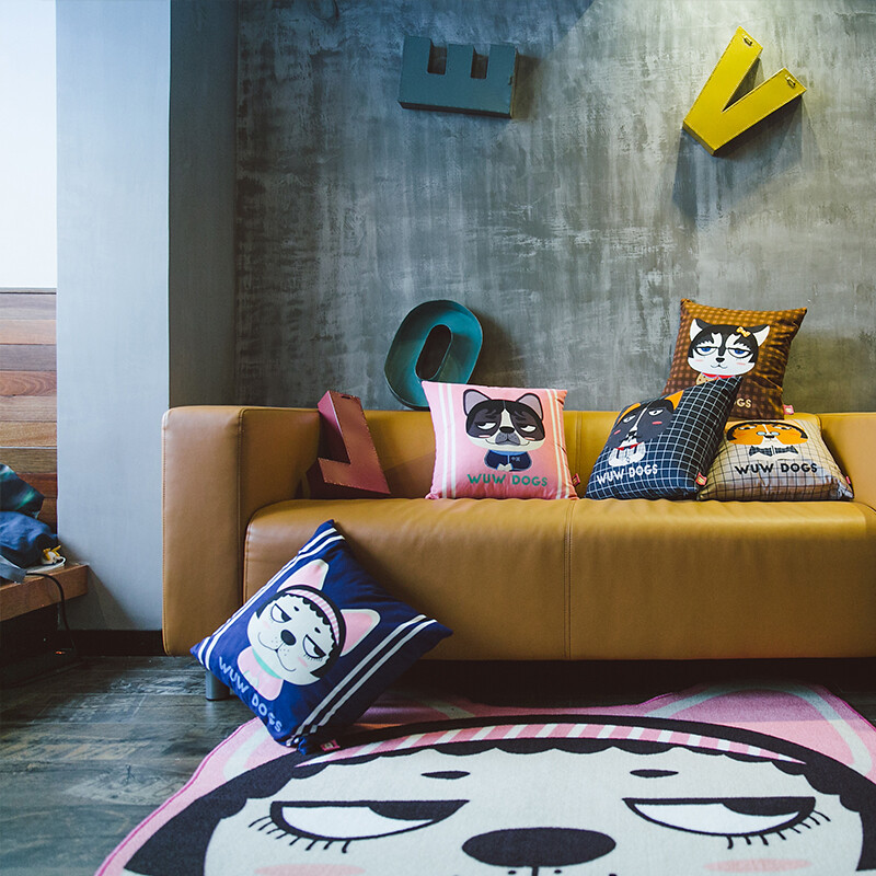 卡通沙发抱枕靠垫客厅办公室床头靠枕靠背汽车护腰抱枕套不含芯