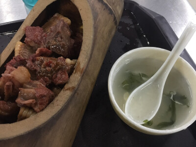 排骨竹筒饭