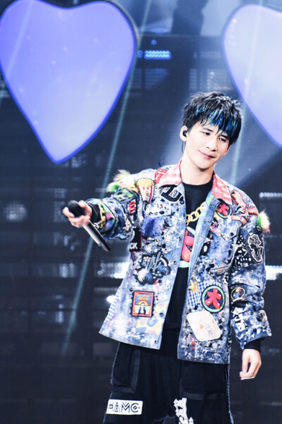 #大张伟 ##dzw in cam# 安静又温柔