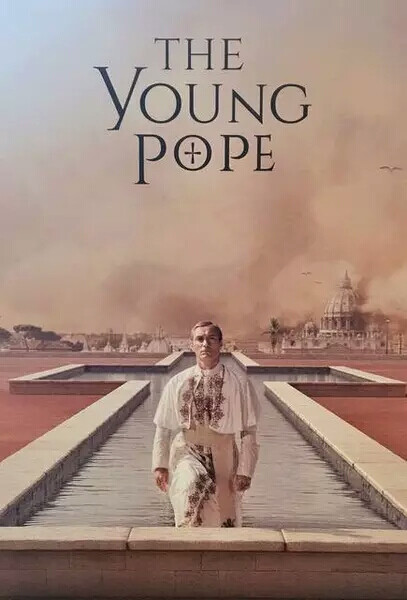 《年轻的教宗》 The Young Pope
这是一套由Sky、HBO和Canal+三家电视台，联合制作的八集迷你剧。
虽然目前豆瓣上的评分人数才五百有余，但评分已经刷到了8.8的高分。