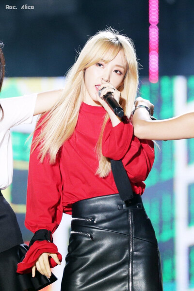 Mamamoo 文星伊 moonbyul 玟星