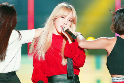 Mamamoo 文星伊 moonbyul 玟星