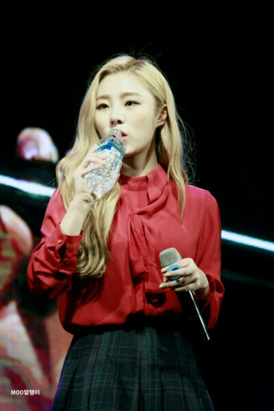 mamamoo 辉人 wheein