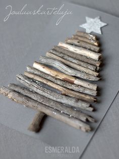 Very nice DIY Christmas cards! But if you are not so good at the DIY stuff... you can still have amazing personalised Christmas Cards if you print them with CardsMadeEasy! :) Check our lovely template…