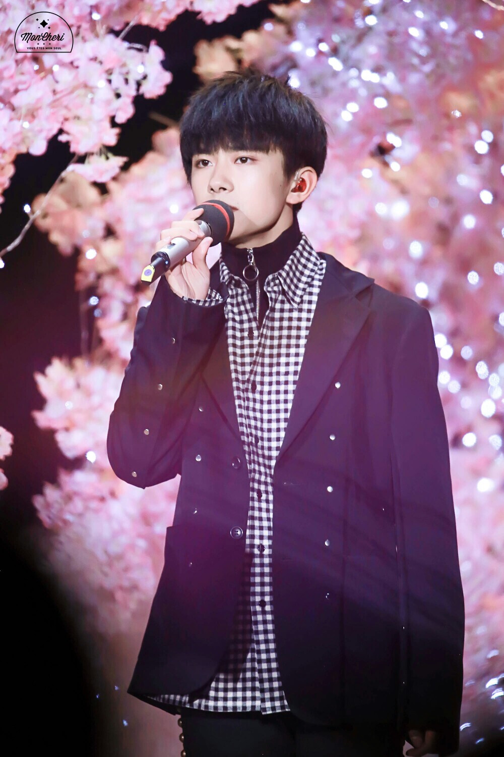 #易烊千玺 #TFBOYS 20161128易烊千玺十六岁生日会 高清 帅