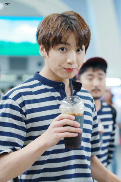 田柾国 jungkook
防弹少年团 bts bangtanboys
金南俊 金硕珍 闵玧其 郑号锡 朴智旻 金泰亨 田柾国