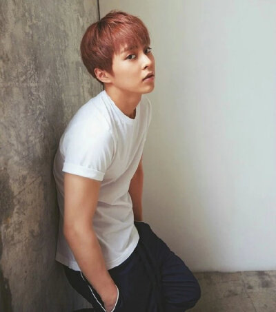EXO Xiumin 金珉锡