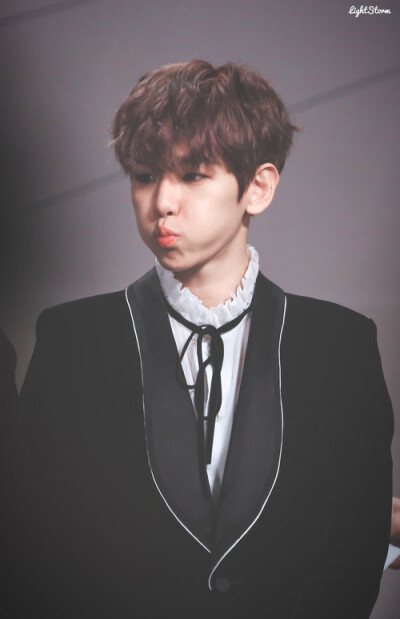 EXO Baekhyun 边伯贤
