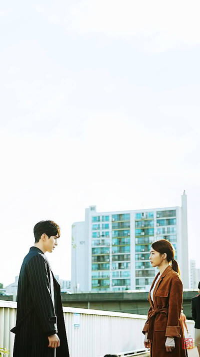 李栋旭 刘仁娜 <孤独又灿烂的神-鬼怪> 壁纸