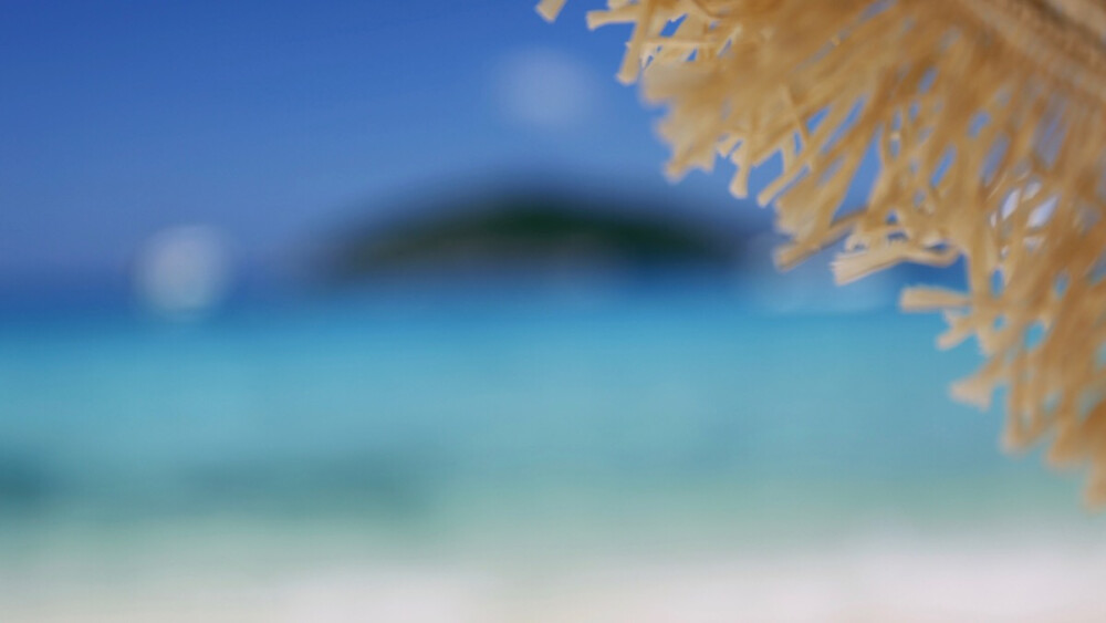 泰国的斯米兰，像果冻一样的一片海。真的很适合拍照呦！