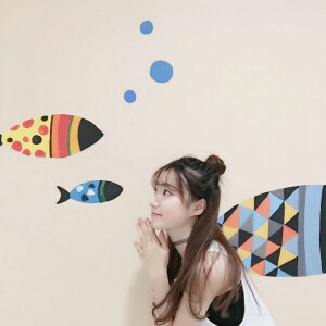 女头像 by：朵莉✔️