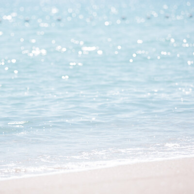 阳光洒满海面 丨 夏天同学