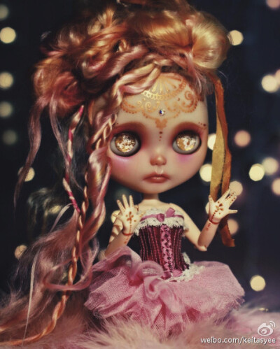 *** Gina Soriano Crazy Doll: OOAK Custom Art Blythe Doll。#DIY手作##手作玩偶##手工娃##可爱##原宿风##Custom Blythe#