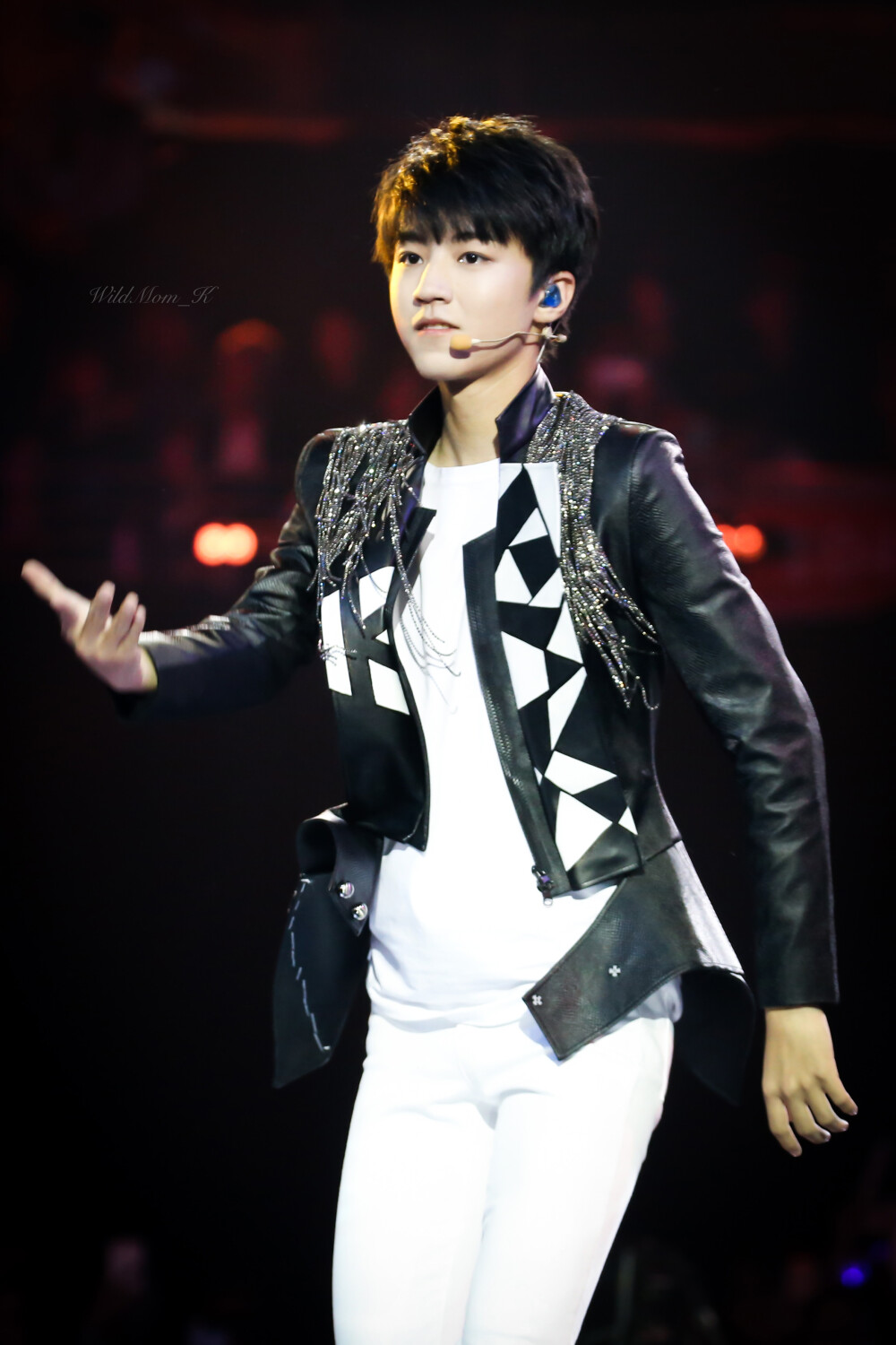 #王俊凯# 161110 天猫双十一晚会 高清