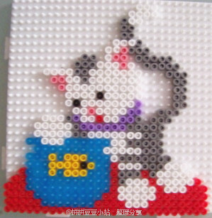 拼拼豆豆 动物作品  
猫猫 小猫 猫咪 喵喵 喵星人 铲屎官最爱系列 
拼豆小站 专注分享 - 拼豆图纸 拼豆材料包 拼豆成品