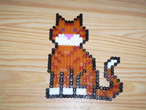 拼拼豆豆 动物作品  
猫猫 小猫 猫咪 喵喵 喵星人 铲屎官最爱系列 
拼豆小站 专注分享 - 拼豆图纸 拼豆材料包 拼豆成品