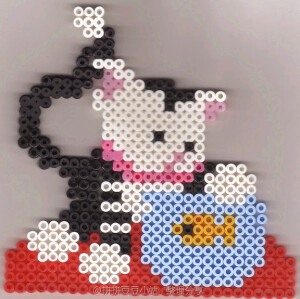 拼拼豆豆 动物作品  
猫猫 小猫 猫咪 喵喵 喵星人 铲屎官最爱系列 
拼豆小站 专注分享 - 拼豆图纸 拼豆材料包 拼豆成品