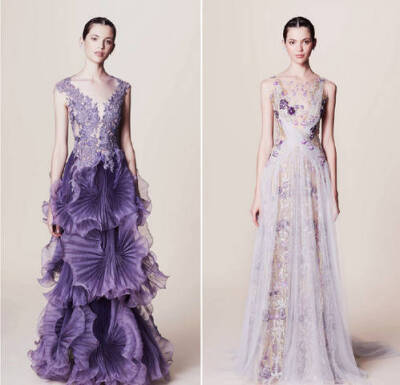 Marchesa Resort 2017 珠片宝石流苏羽毛，手工制作而成的3D立体花卉刺绣～设计师这一季要讲述的是纸醉金迷的拉斯维加斯夜场派对～灵感来自95年Martin Scorsese执导的美国电影《赌城风云》～色调通过午夜的蓝，妖魅的…