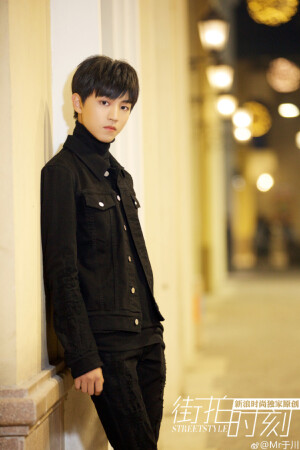 勇敢的少年啊，快去创造奇迹~@TFBOYS-王俊凯