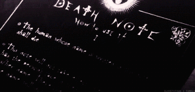 日本经典动漫《死亡笔记》（Death Note）为日本大场鸫原作/小畑健作画的漫画作品。夜神月light，死神琉克，基拉killer，L。夜神月真的很帅啊！沉迷于死亡笔记的夜神月，GIF动态图。