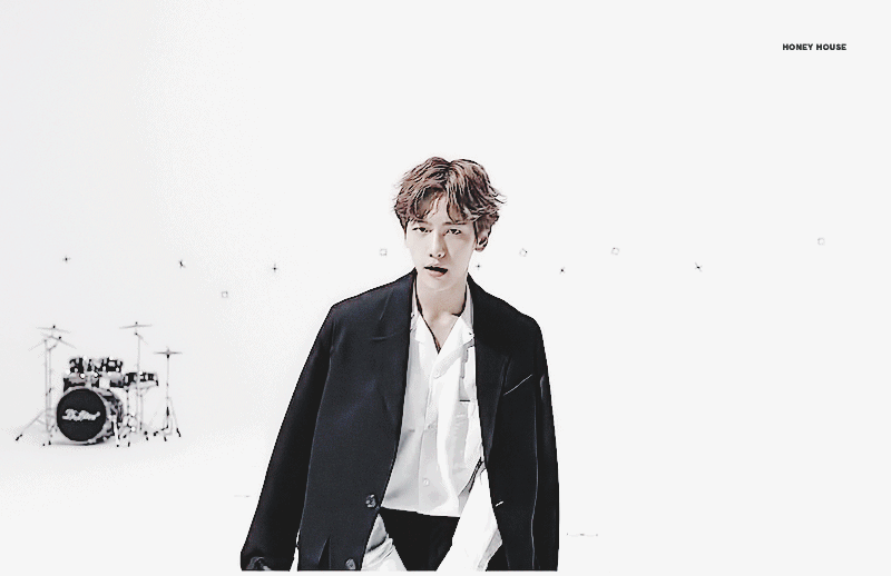 exo代言skechers斯凯奇边伯贤