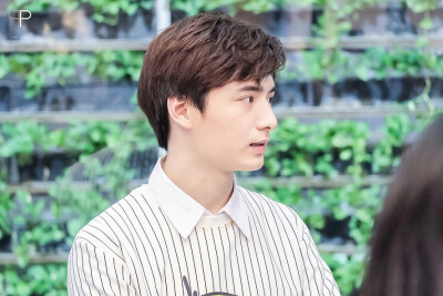 KristPerawat 泰剧一年生 暖暖 阿日学长 Arthit 王慧侦
cr.twitter