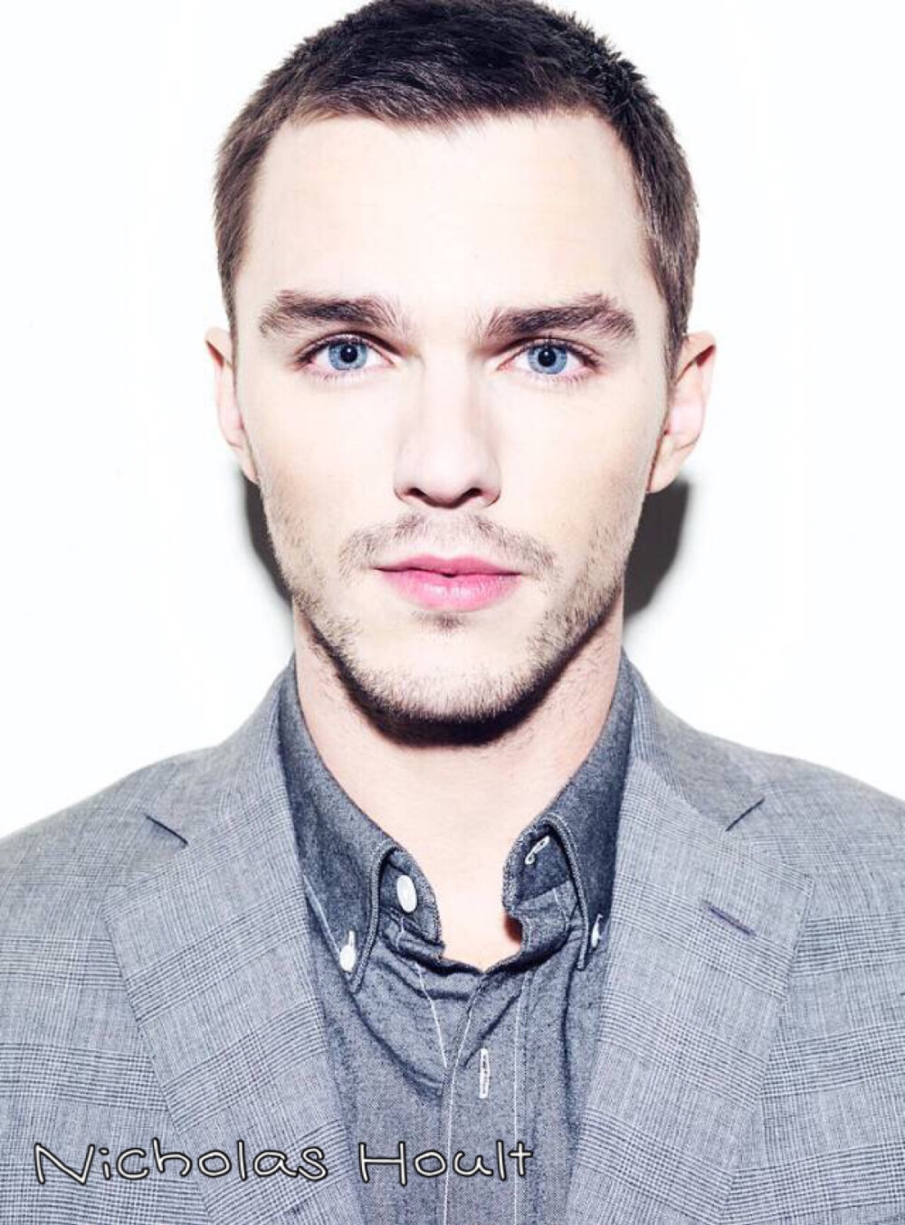 Nicholas Hoult（尼古拉斯·霍尔特）